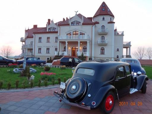 Palac Koronny Noclegi & Wypoczynek Wodzislaw Екстер'єр фото